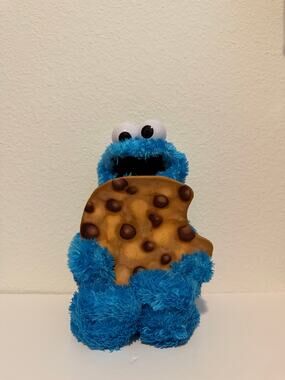 Sesame Street Cookie Monster Peekaboo Talking Interactive Plush 2020 Hasbro Toy
